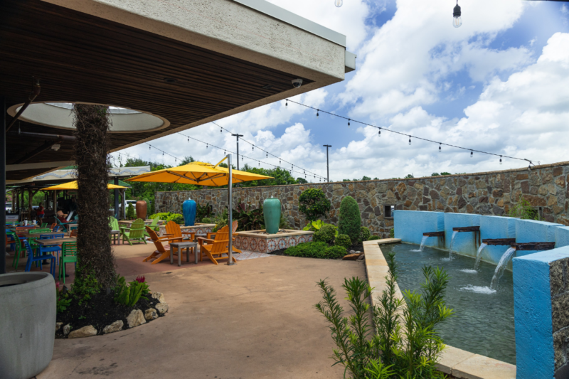 8 Great Restaurant Patios to Enjoy Now in Pearland Houstonian News